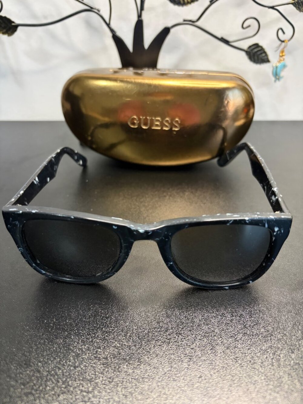 Guess Marbled Black White Rectangular Sunglasses w/ Guess Hard Case Vintage - Picture 2 of 6